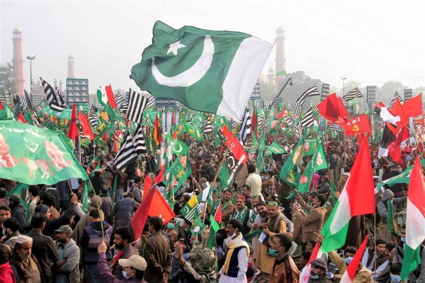 Political Instability in Pakistan, dark horse