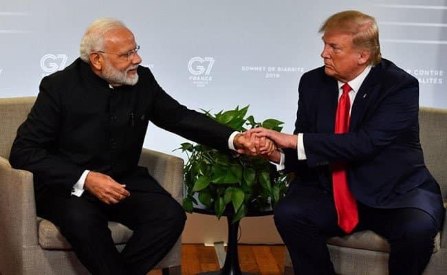 Trump hand shaking with Modi at G7 Biarritz